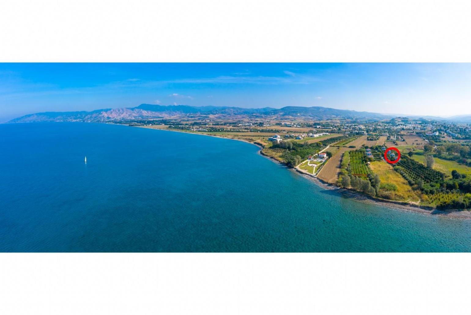 Sun Beach Villa Tria Polis Екстер'єр фото