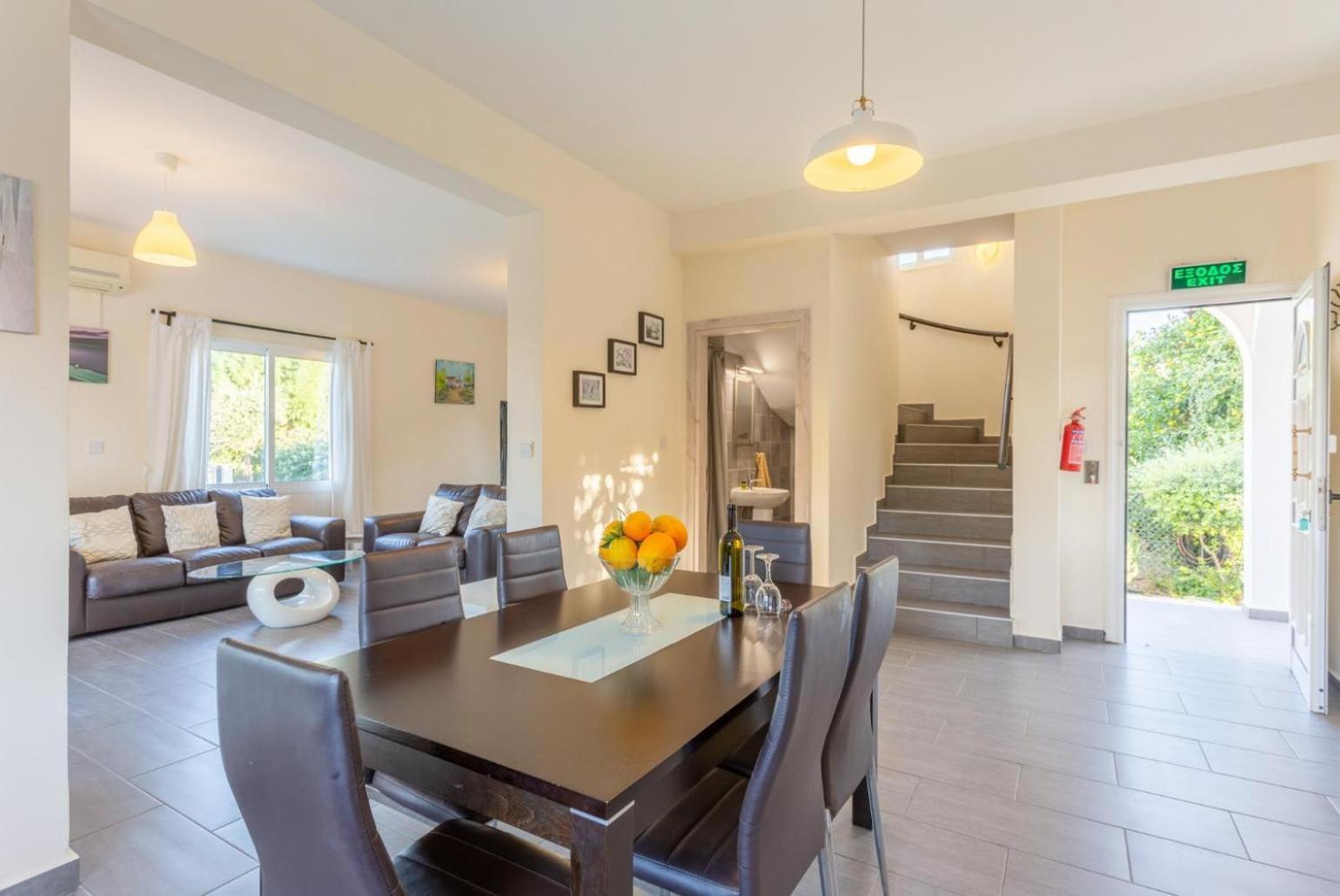 Sun Beach Villa Tria Polis Екстер'єр фото