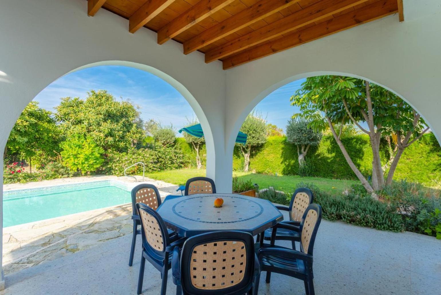 Sun Beach Villa Tria Polis Екстер'єр фото